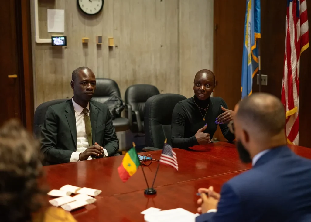 Collaboration Boston /Sénégal : 
Séance de travail à l'hôtel de ville de Boston avec Mr Segun Idowu, chef du Bureau des opportunités Économiques et de l'inclusion de la ville de Boston et l’équipe municipale de la ville de Boston.
